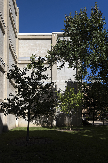 uic architecture and art building walter a. netsch