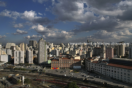 estação pinacoteca haron cohen