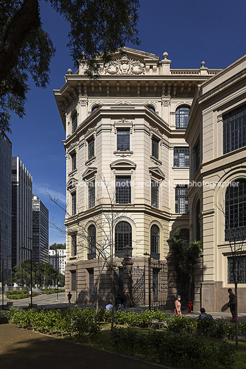 correios cultural una arquitetos