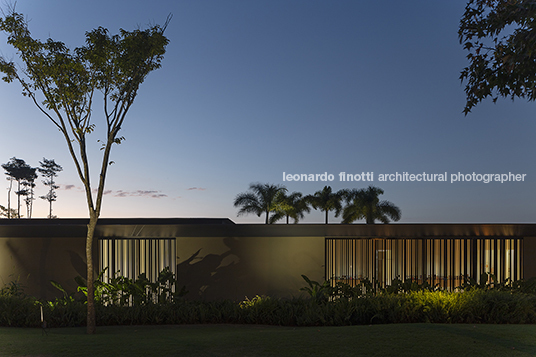 casa mdg - quinta da baroneza gálvez & márton arquitetura