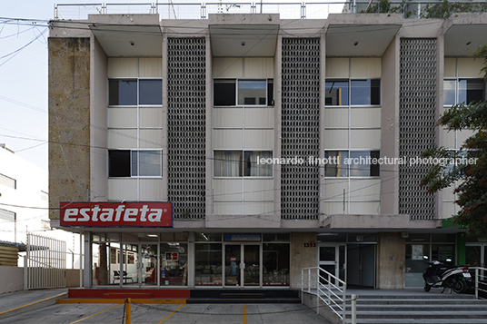 edificio trinidad vázquez arroyo erich coufal kieswetter