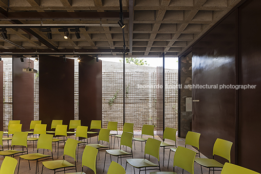 centro de cultura e artesanato laudelina marcondes mach arquitetos