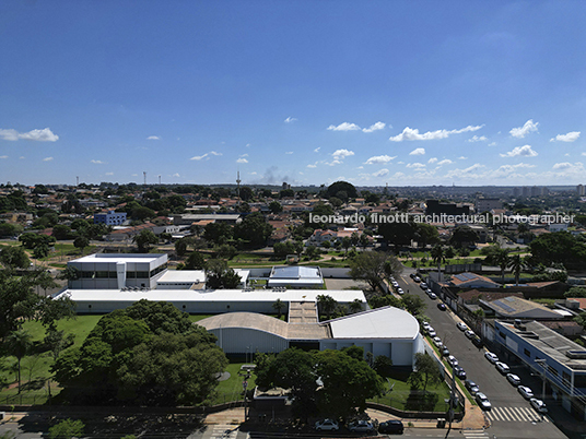 e.e. maria constança barros machado oscar niemeyer