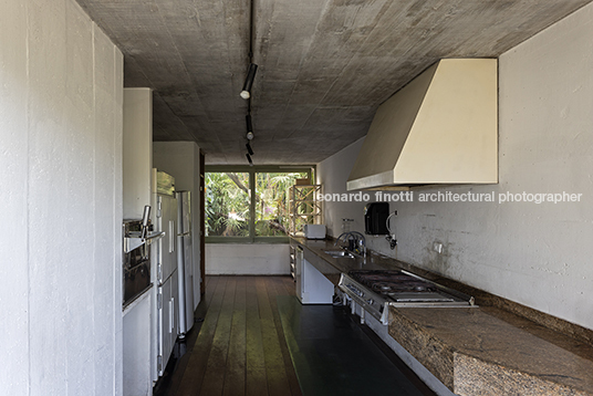 casa corbett paulo mendes da rocha