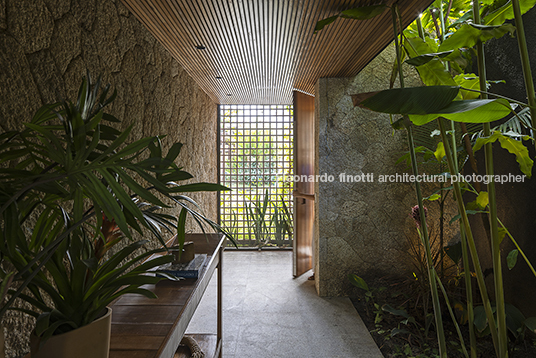 casa gf bernardes arquitetura