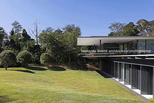 casa lcb jacobsen arquitetura