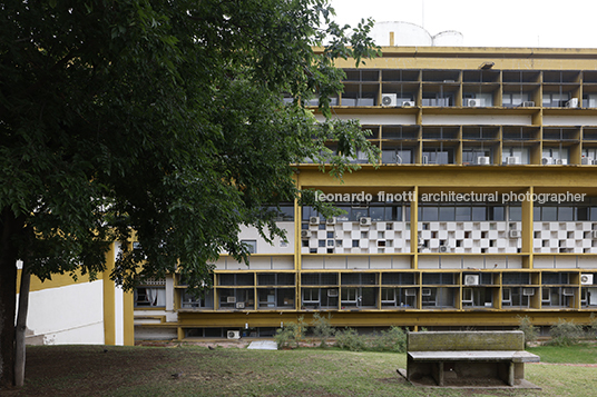 centro civico la pampa clorindo testa