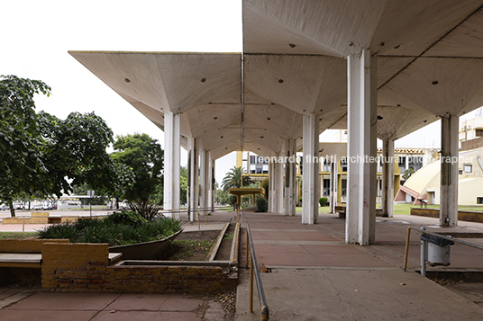 centro civico la pampa clorindo testa