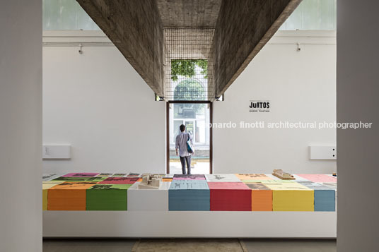 pavilhão brasileiro na bienal de veneza 