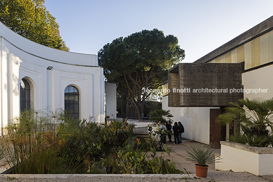 pavilhão brasileiro na bienal de veneza 