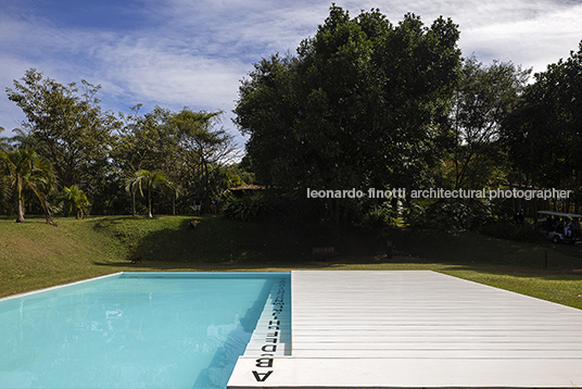 jorge macchi: piscina - inhotim jorge macchi