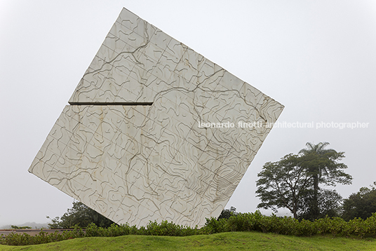 memorial vítimas brumadinho gustavo penna